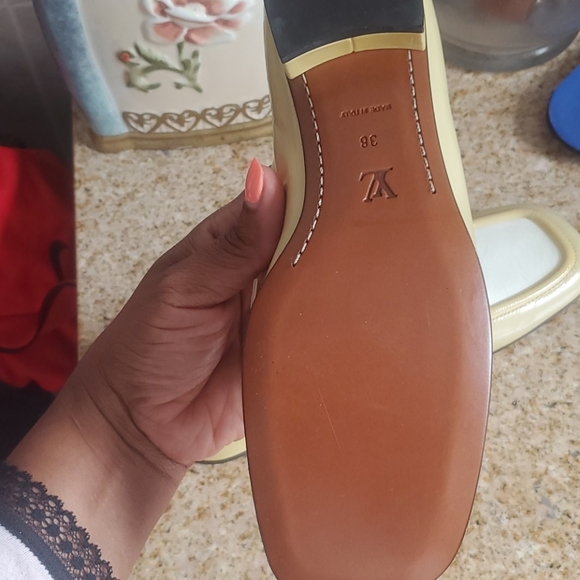 Louis Vuitton loafers - Picture 2 of 3